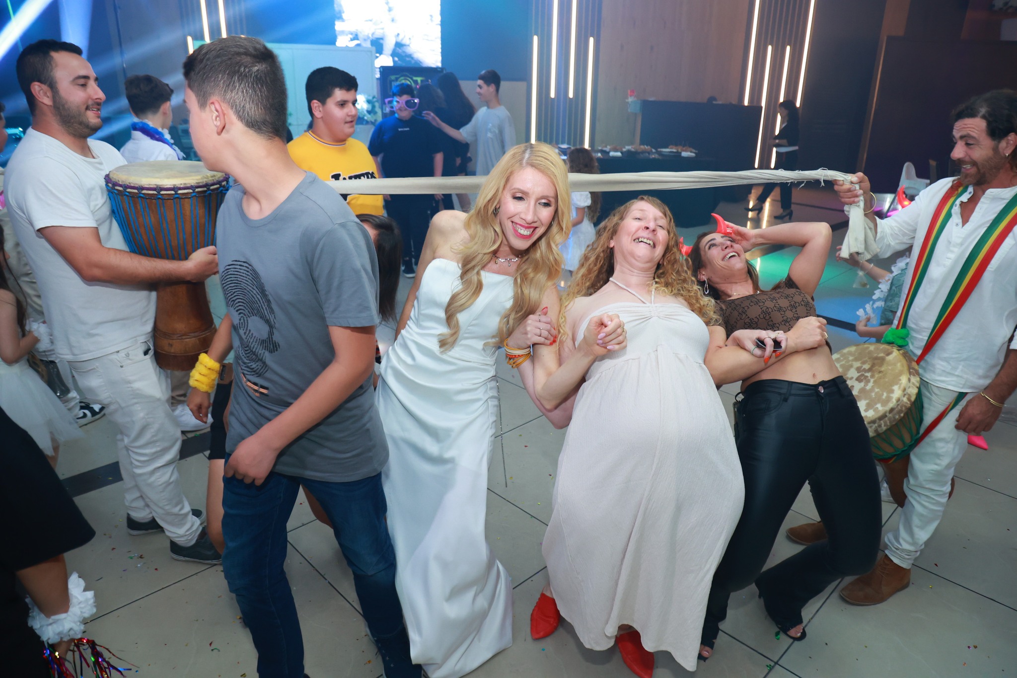 349153362_945647870096632_426266687158696953_n